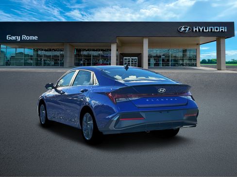New 2026 Hyundai Elantra SEL Sport Premium w/ Cargo Package FWD image 5