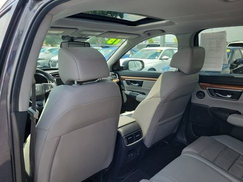 Used 2018 Honda CR-V Touring image 15