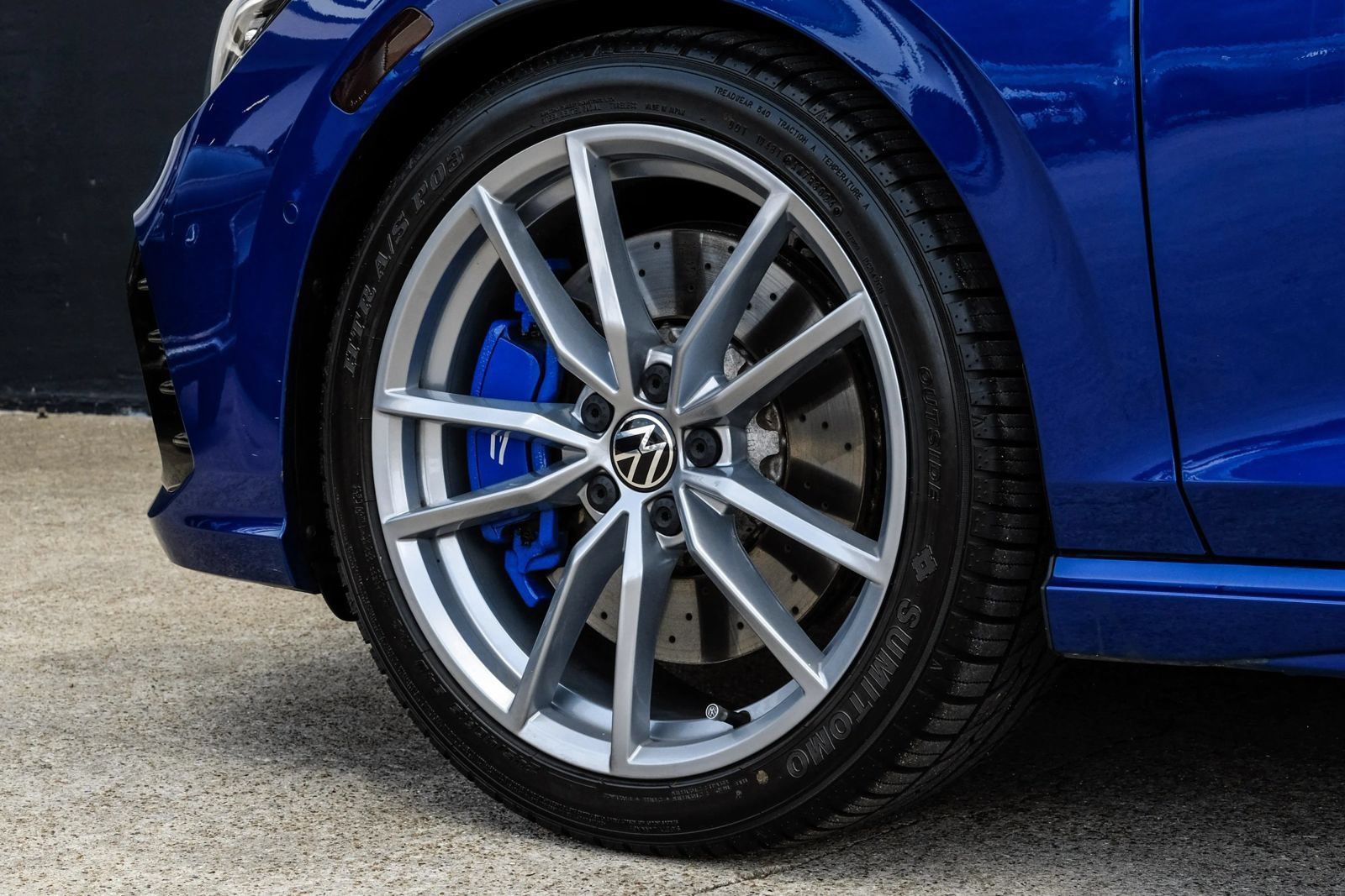 Used 2024 Volkswagen Golf R AWD/4WD image 59