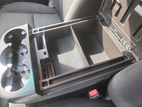 Used 2011 Chevrolet Silverado 2500 LT w/ Interior Plus Package image 27