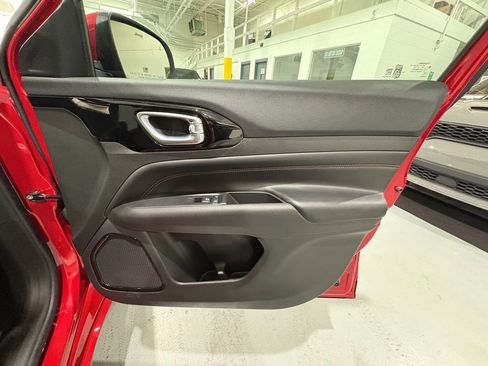 Used 2022 Jeep Compass Limited AWD/4WD image 48