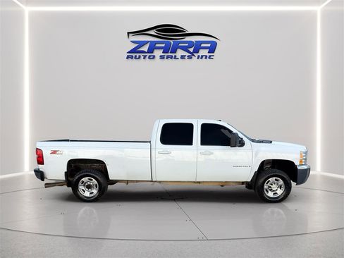 Used 2008 Chevrolet Silverado 2500 LTZ w/ Safety Package AWD/4WD image 8