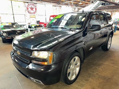 Used 2008 Chevrolet TrailBlazer SS w/ Sun And Sound Package AWD/4WD image 8