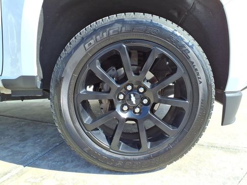 Used 2019 Chevrolet Colorado LT w/ Colorado RST Special Edition image 9