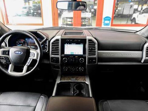 Used 2017 Ford F250 Lariat w/ Lariat Value Package AWD/4WD image 15