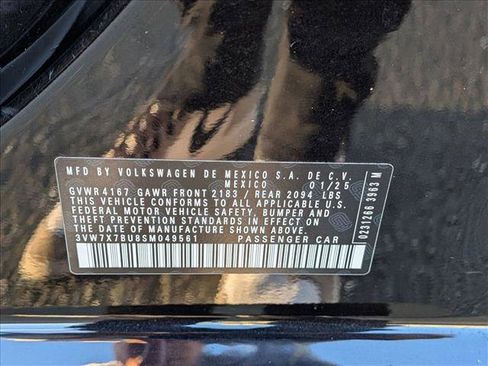 Used 2025 Volkswagen Jetta SE image 25