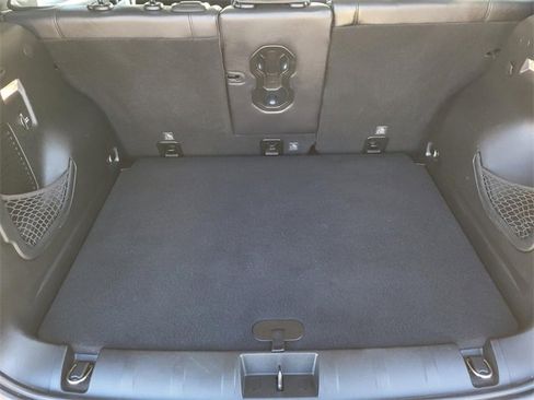 Used 2016 Jeep Renegade Limited image 10