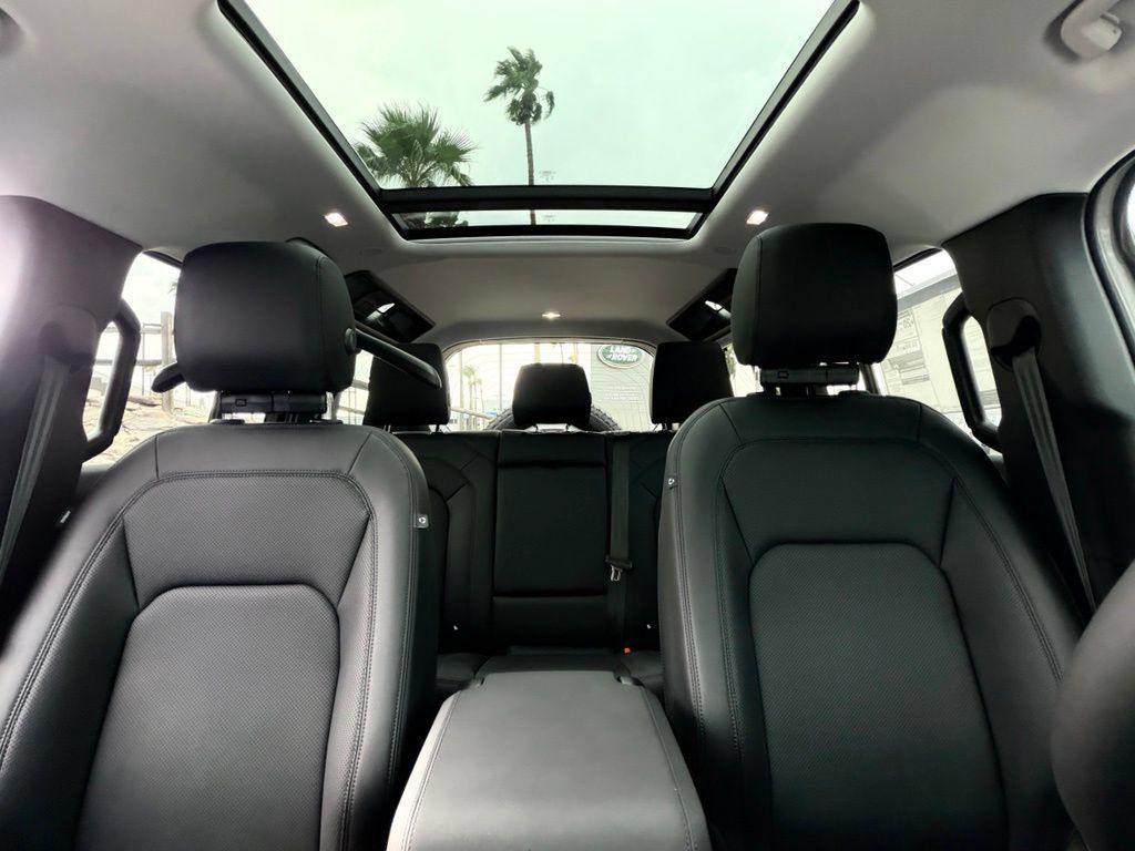 New 2026 Land Rover Defender 110 S AWD/4WD image 7