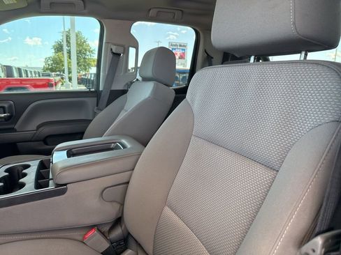 Used 2018 Chevrolet Silverado 1500 W/T w/ Black Out Edition image 12