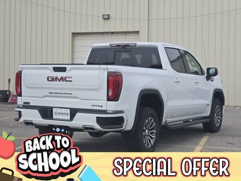 Used 2021 GMC Sierra 1500 AT4 w/ AT4 Value Package AWD/4WD image 7