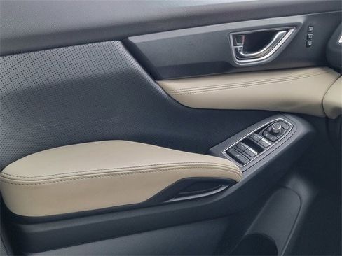 Used 2021 Subaru Ascent Limited w/ Popular Package #2A image 38