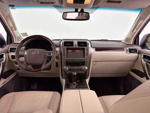 Used 2017 Lexus GX 460 Premium AWD/4WD image 16