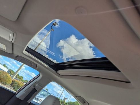 Used 2025 Honda Accord SE image 16
