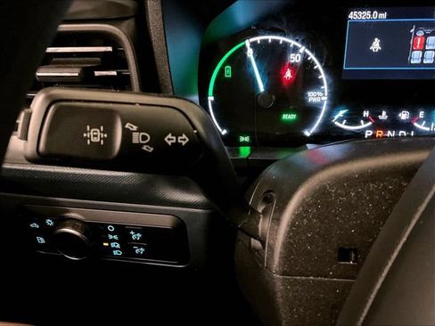 Used 2022 Ford Maverick XL FWD image 30