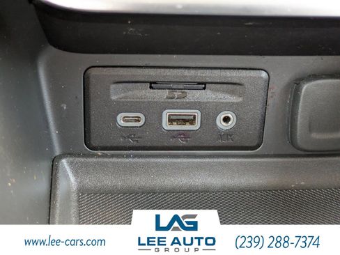 Used 2020 GMC Terrain SLT w/ Preferred Package image 28