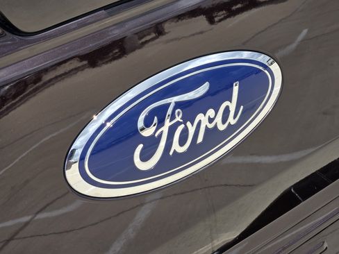 Used 2019 Ford F150 Lariat AWD/4WD image 13