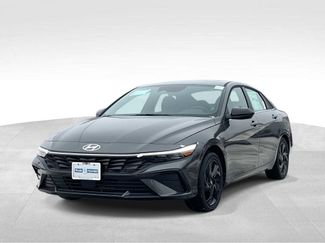 New 2026 Hyundai Elantra SEL Sport Premium FWD video 2
