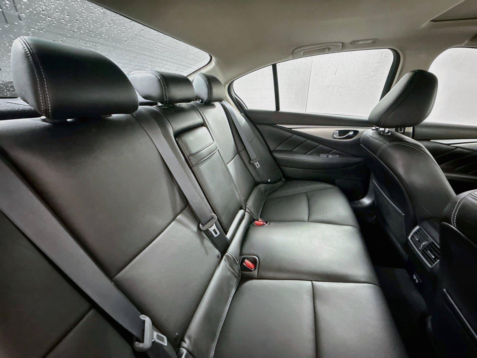 Used 2022 INFINITI Q50 Luxe w/ Cargo Package RWD image 14