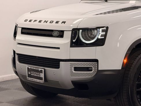 Used 2025 Land Rover Defender 110 S AWD/4WD image 2
