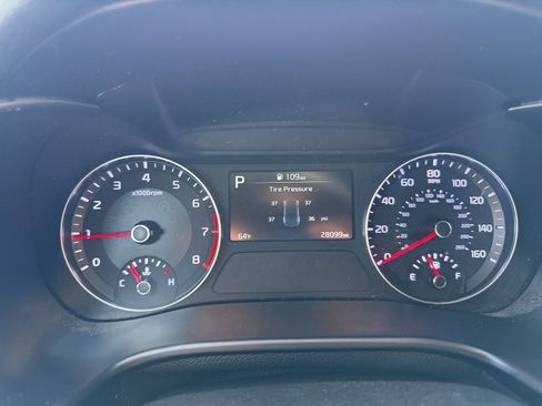 Used 2023 Kia Forte LXS w/ LXS Technology Package FWD image 28