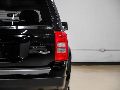 Used 2017 Jeep Patriot Sport w/ Power Value Group FWD image 49