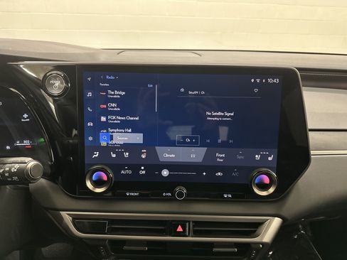 Used 2025 Lexus RX 350h w/ Accessory Package image 23