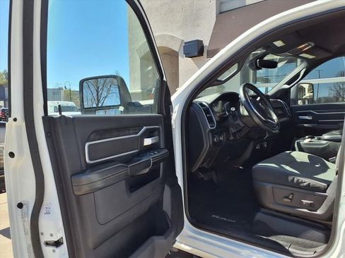Used 2024 RAM 2500 Big Horn AWD/4WD image 17