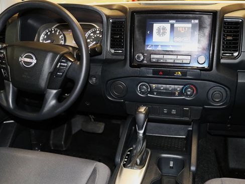 Used 2022 Nissan Frontier S image 20