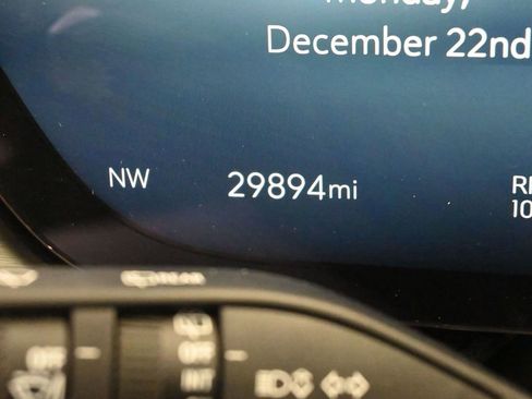 Used 2024 Buick Envision Preferred image 33