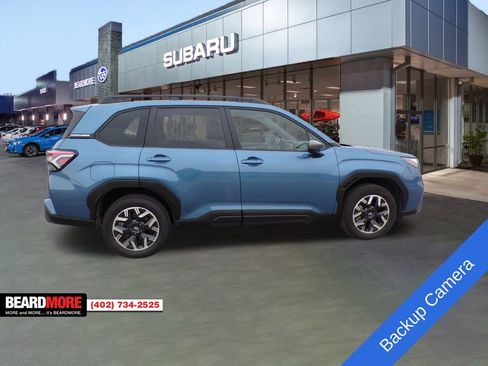 Used 2025 Subaru Forester Premium image 7