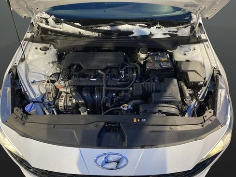 Used 2021 Hyundai Elantra SEL w/ Convenience Package image 39