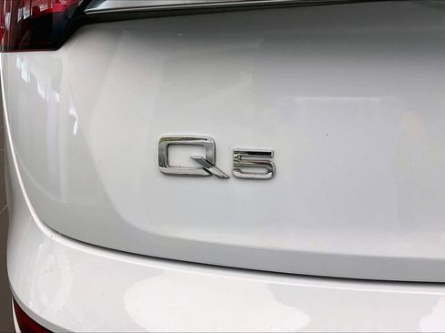 Used 2022 Audi Q5 2.0T Premium w/ Convenience Package image 33