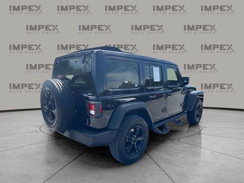 Used 2023 Jeep Wrangler Unlimited Sport AWD/4WD image 4