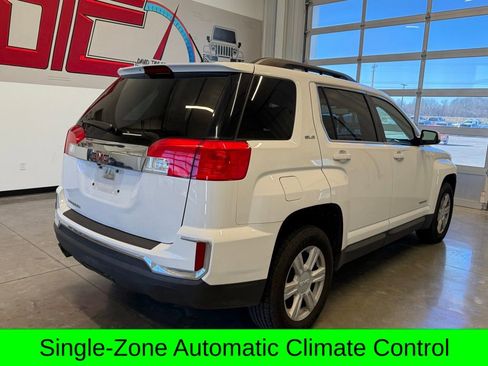 Used 2016 GMC Terrain SLE w/ Convenience Package image 4