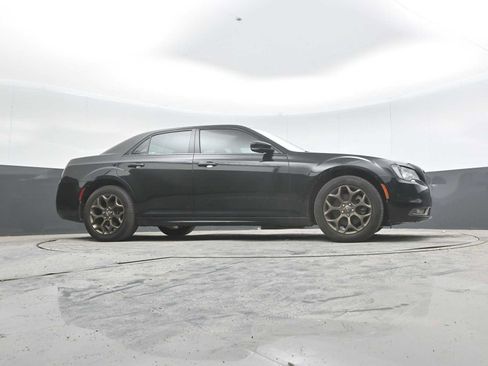 Used 2017 Chrysler 300 S w/ 300S Premium Group 2 w/2_L AWD/4WD image 29