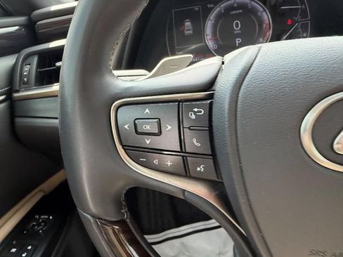 Used 2021 Lexus ES 350 w/ Premium Package FWD image 11