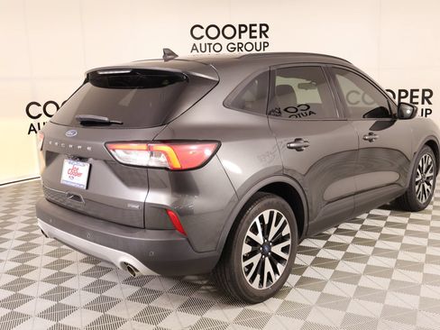 Used 2020 Ford Escape SE Sport FWD image 22