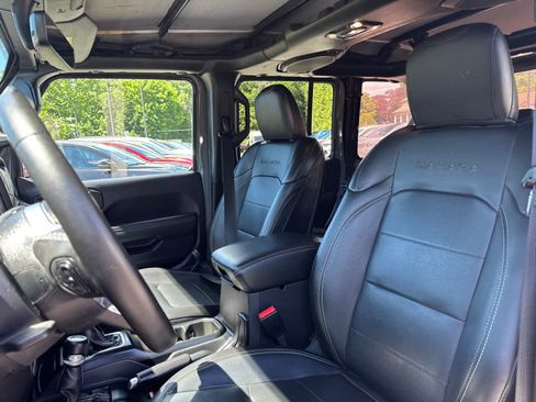 Used 2023 Jeep Wrangler Unlimited Sahara w/ Cold Weather Group AWD/4WD image 13
