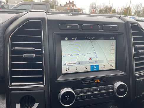 Used 2018 Ford Expedition Max Limited image 12