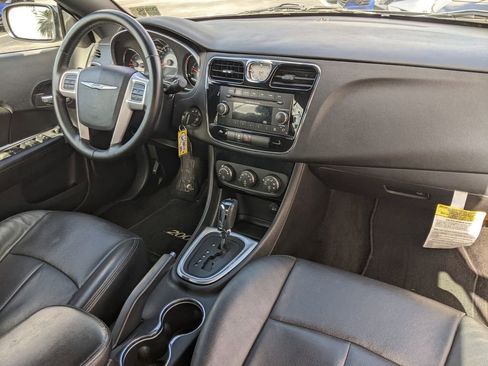 Used 2012 Chrysler 200 Touring image 12