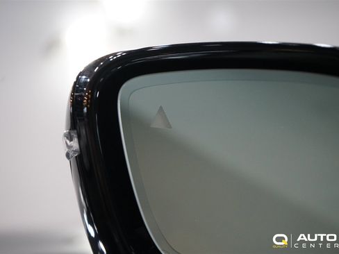 Used 2024 BMW 230i xDrive 230i xDrive image 12