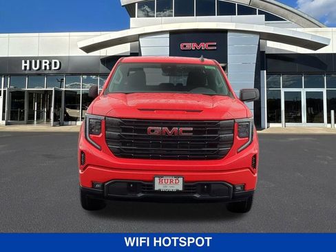 New 2026 GMC Sierra 1500 Elevation image 9