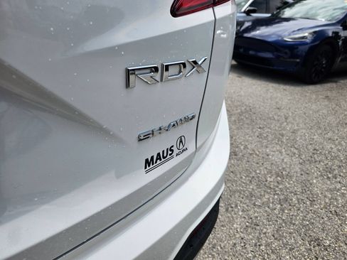 Used 2024 Acura RDX SH-AWD image 6