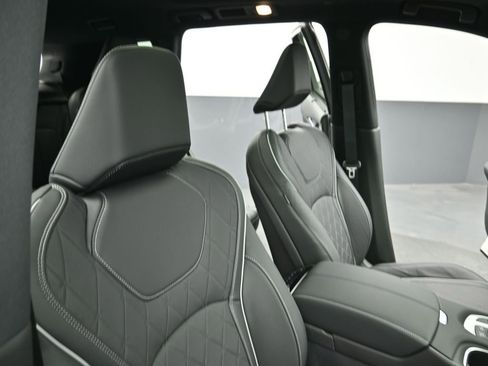 Certified 2025 INFINITI QX60 Autograph w/ Cargo Package image 32