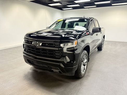 Used 2024 Chevrolet Silverado 1500 RST w/ Z71 Off-Road Package image 1