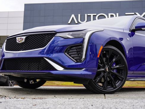 Used 2020 Cadillac CT4 Sport image 2