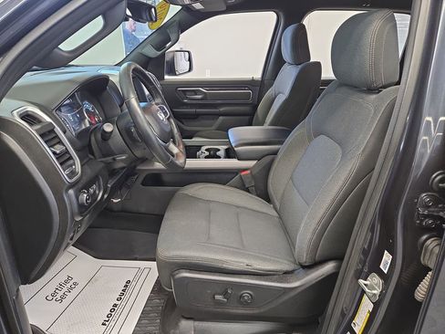 Used 2019 RAM 1500 Big Horn AWD/4WD image 14