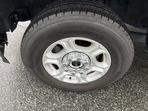 Used 2025 Ford F250 XLT image 10