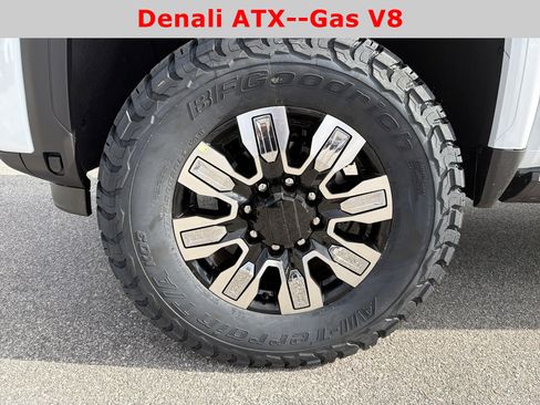 New 2026 GMC Sierra 2500 Denali w/ Denali Reserve Package image 25