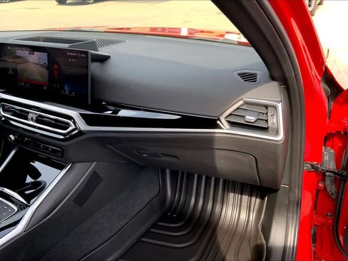 Used 2024 BMW 330i Sedan w/ Convenience Package image 17